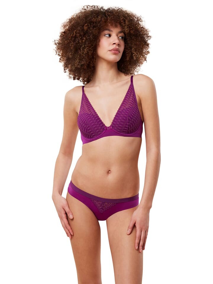 

Бюстгальтер на косточках Triumph, фиолетовый