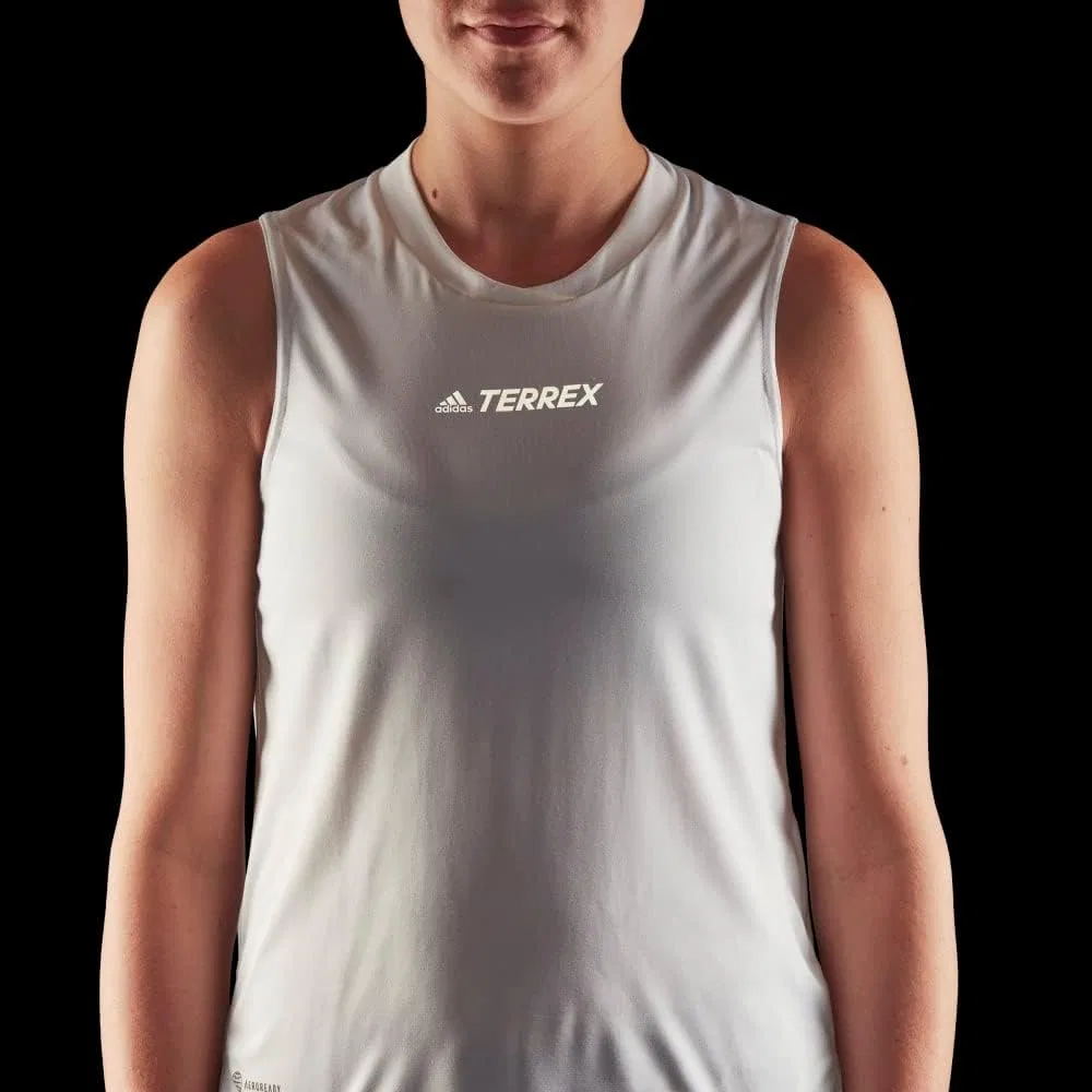 Женский топ без рукавов adidas, белый