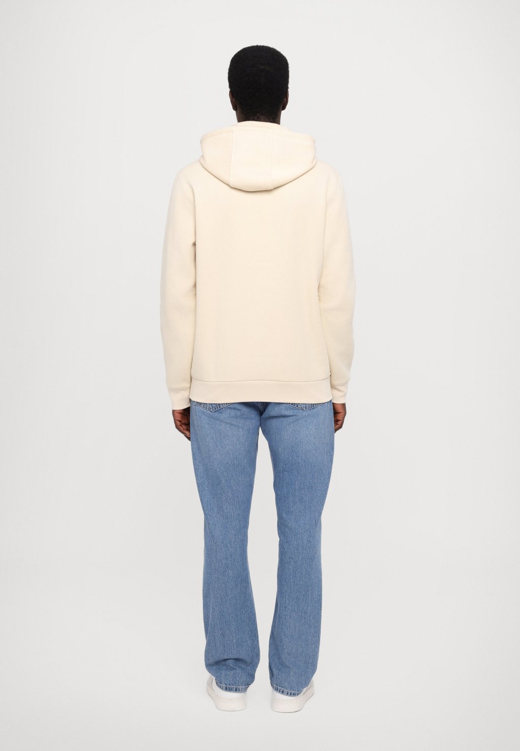 

Толстовка FELPA UNISEX EA7 Emporio Armani, белый