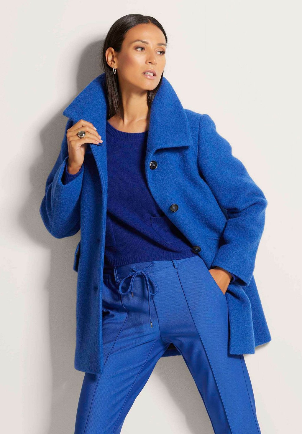 

Короткое пальто Classic coat MADELEINE, синий