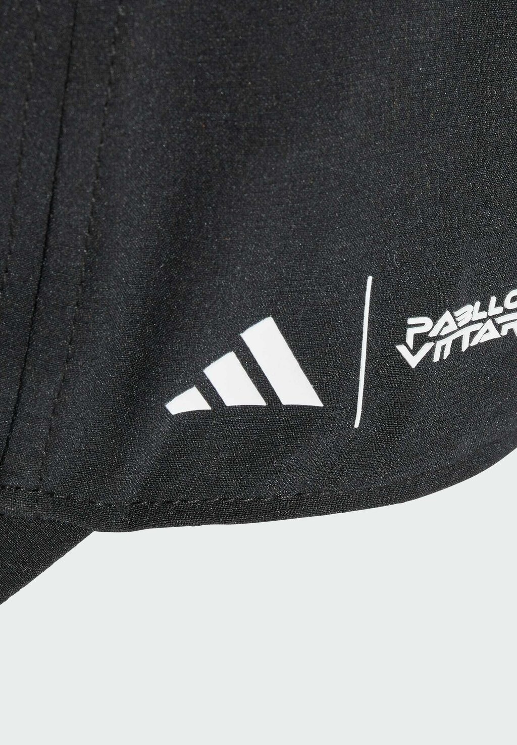 

Кепка Pride adidas Performance, черно-белая многоцветная