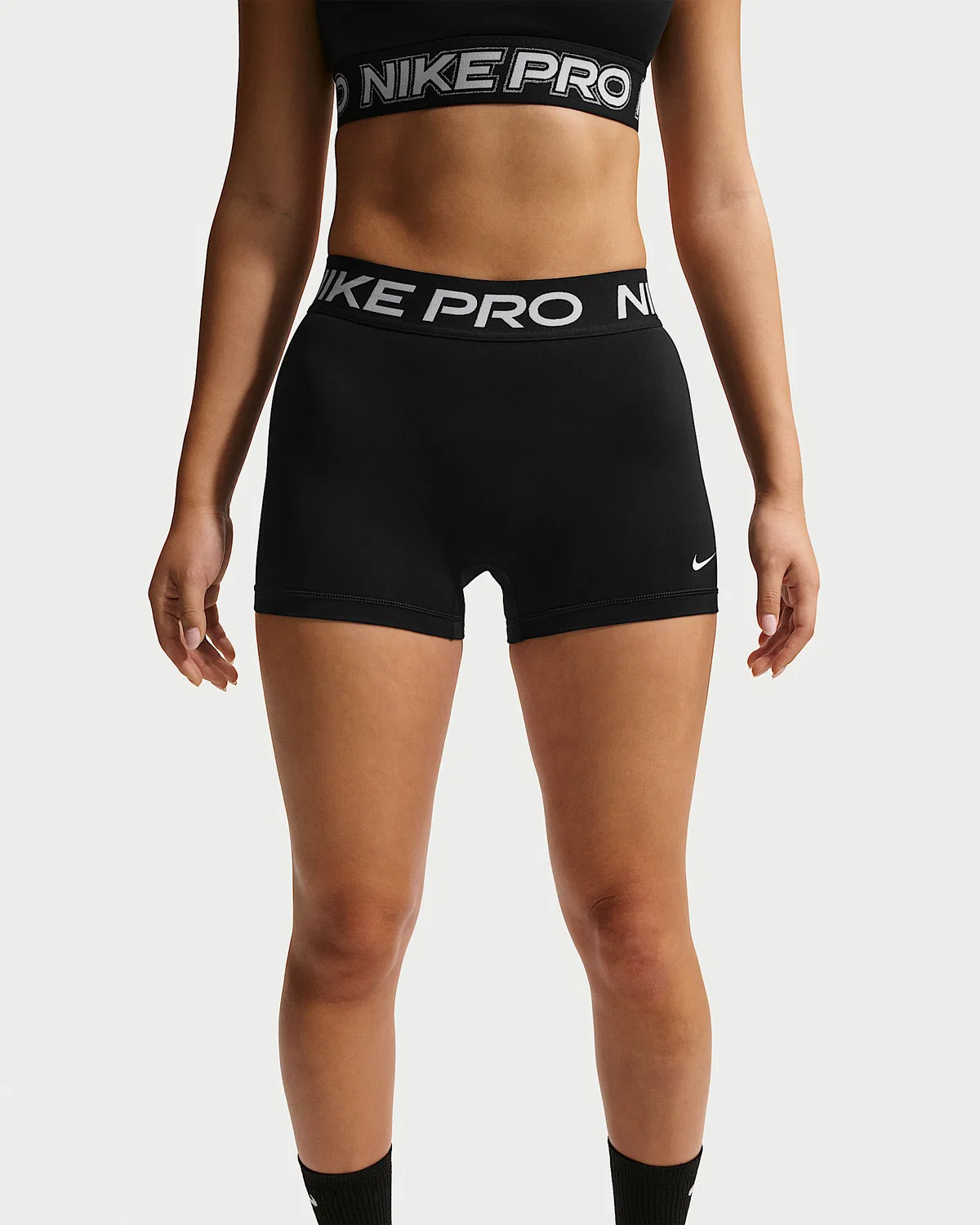 Женские велосипедки Nike Pro со средней посадкой, 3", Black/White — фото 2