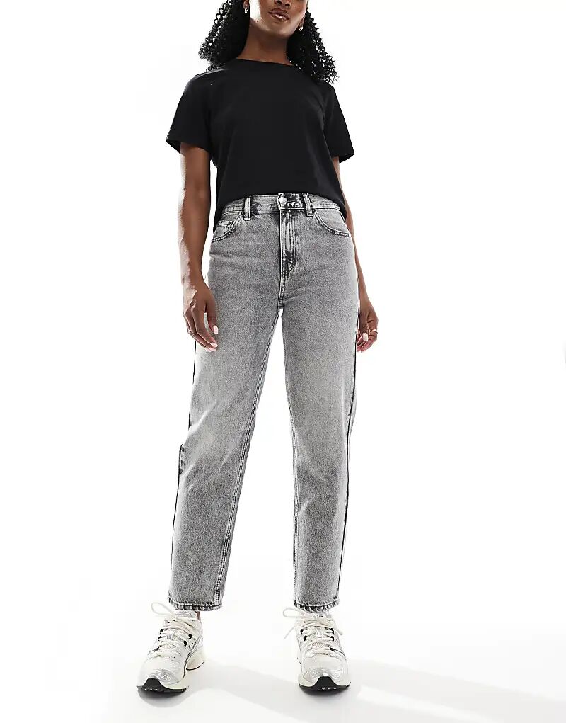 

Базовые джинсы Mom Pull&Bear серого цвета
