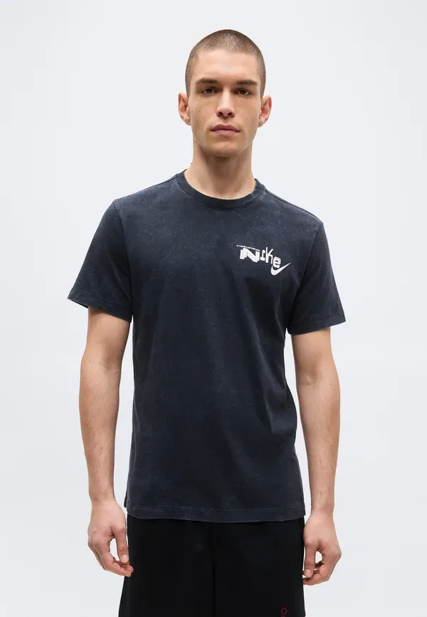 Футболка Nike Performance Tee asbury print t-shirt, черный — фото 3