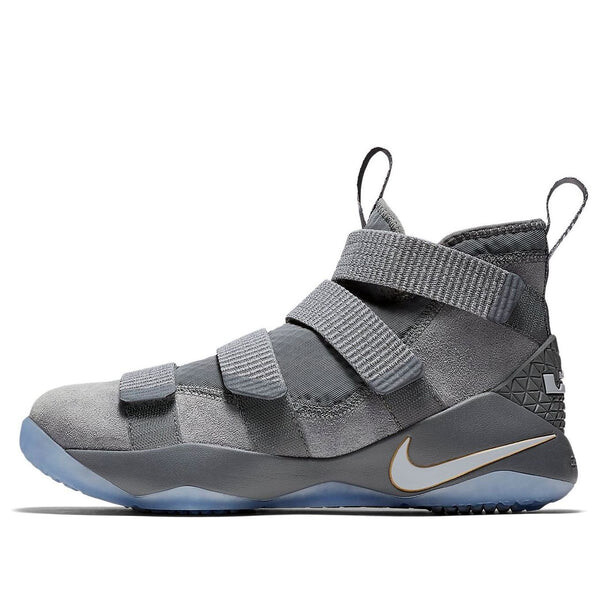 

Кроссовки леброн зум солдат 11 Nike, серый