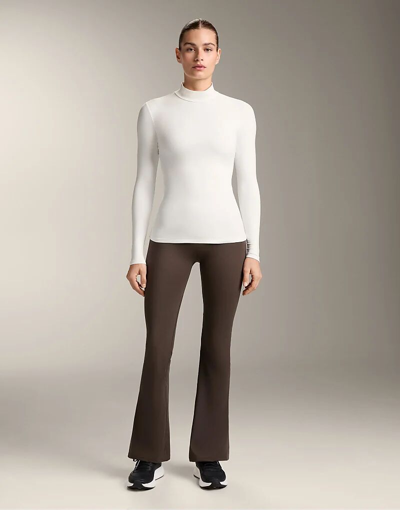 

Лонгслив OYSHO с длинными рукавами, бежевого цвета