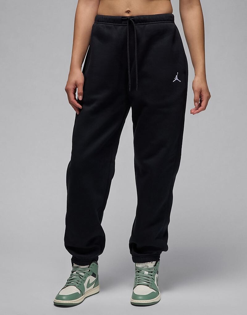 

Черные флисовые спортивные штаны Jordan Brooklyn