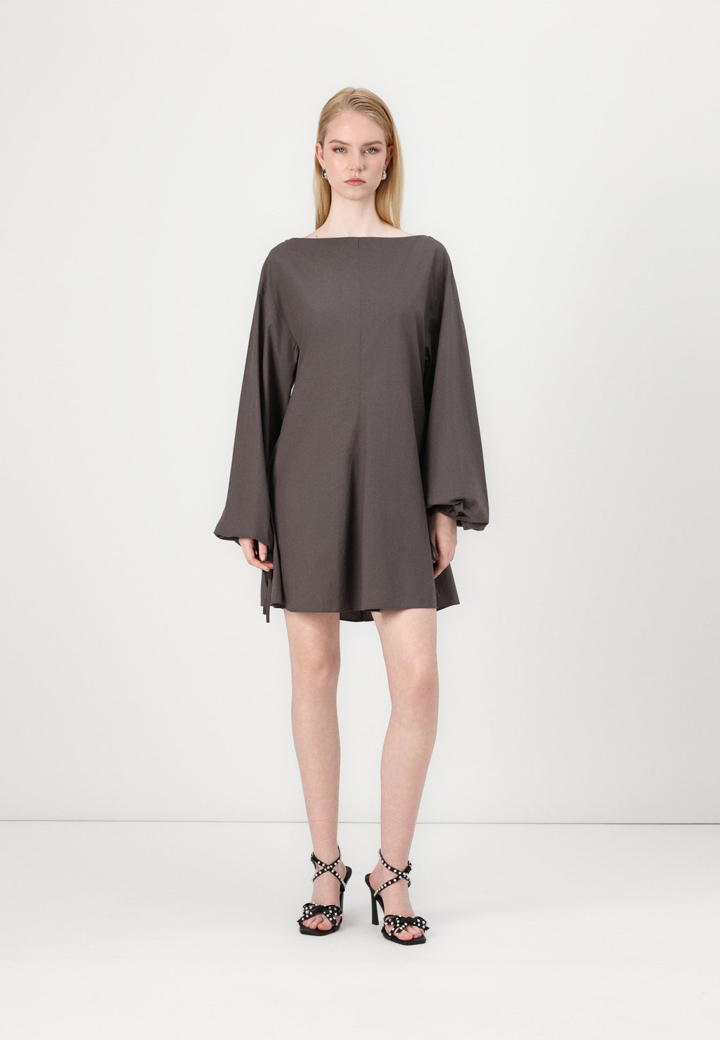 

Платье-рубашка NILE DRESS Weekday, бежевый
