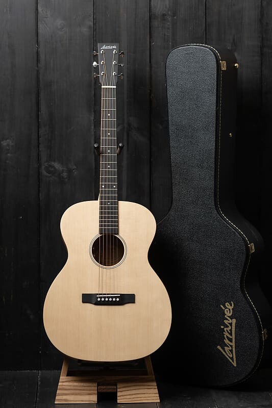 

Акустическая гитара Larrivee Simple 6 OM