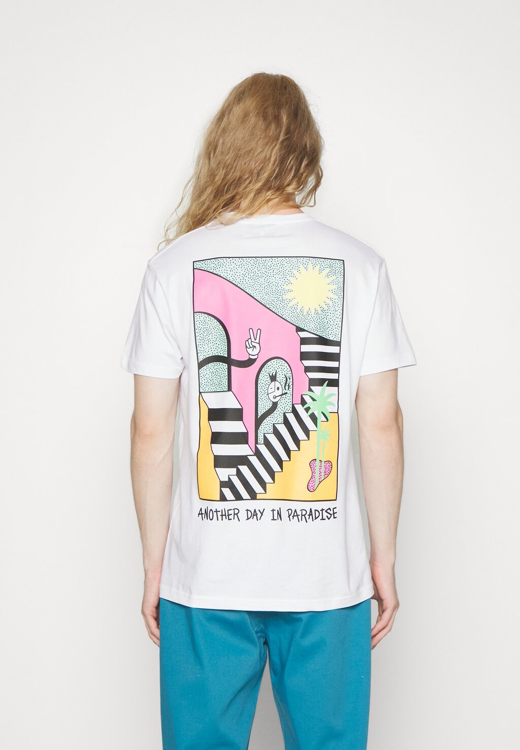 

Футболка с принтом On Vacation, белый