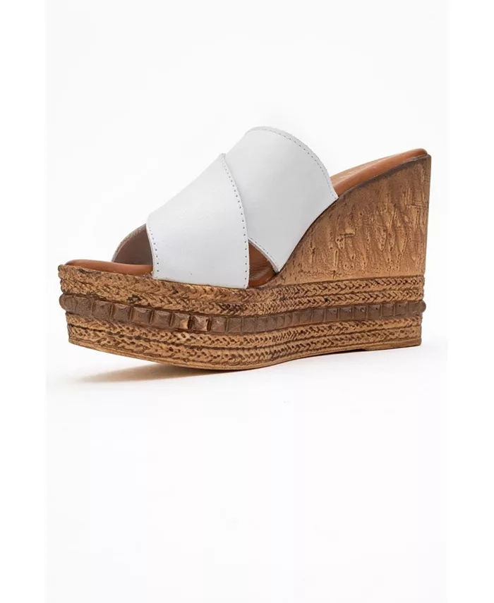 Сандалии из кожи на танкетке Lois (женские) Forever & Always Shoes, белый — фото 3