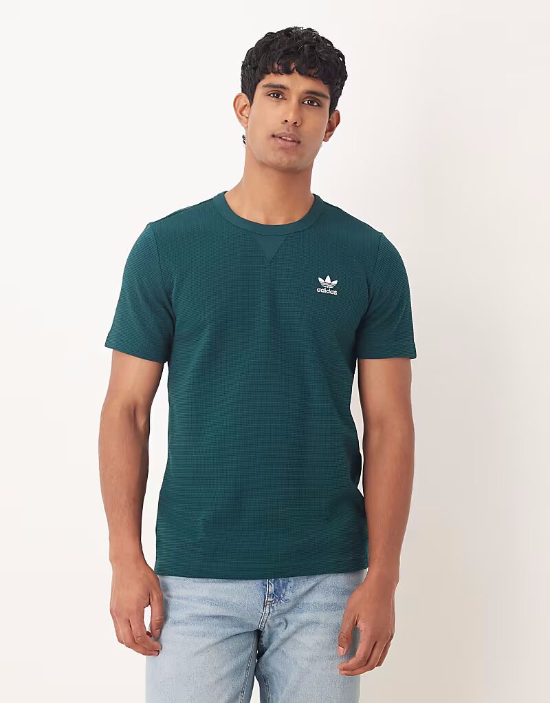 

Футболка Essential Waffle темно-зеленого цвета Adidas Originals