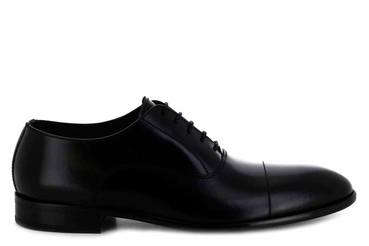 

Туфли классические l5880/черный Lottusse, черный