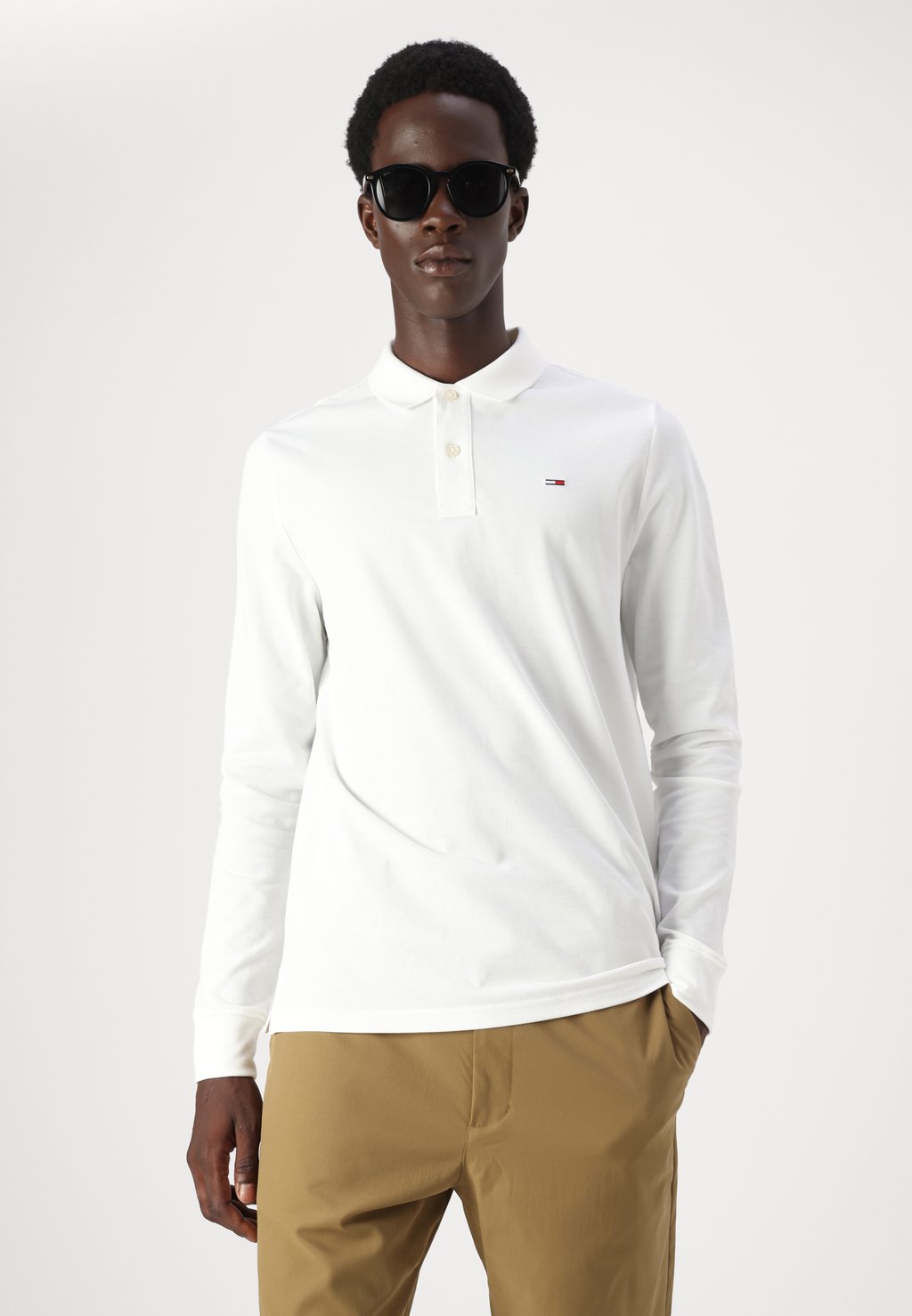 

Рубашка поло SLIM PLACKET Tommy Jeans, молочный