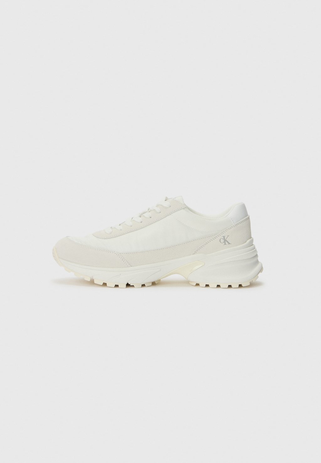 

Кроссовки HIKE RUNNER CASUAL Calvin Klein Jeans, белый
