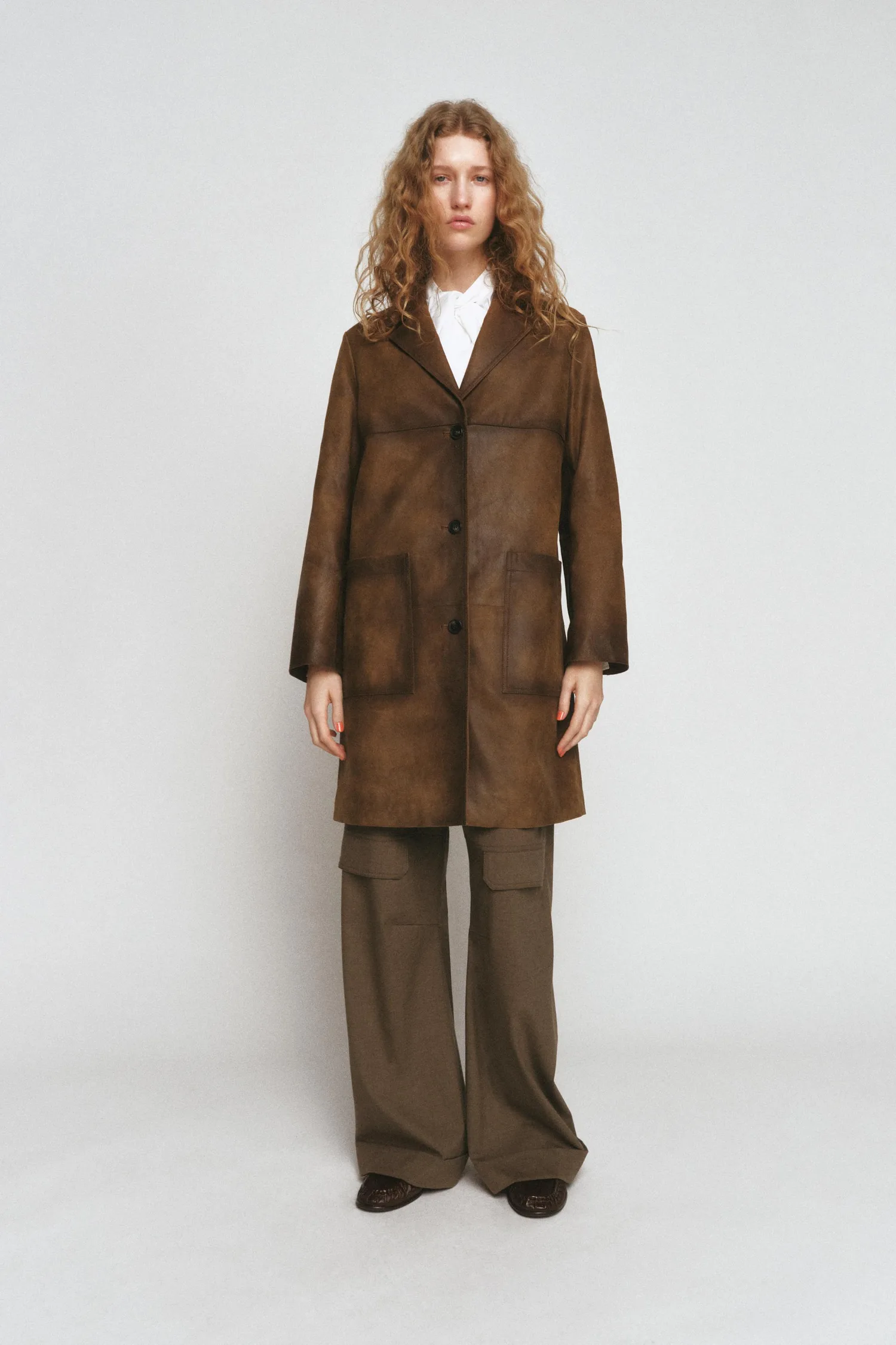 Пальто из 100% натуральной кожи, коллекция zw, лимитированная серия Zara, светло-коричневый — фото 4