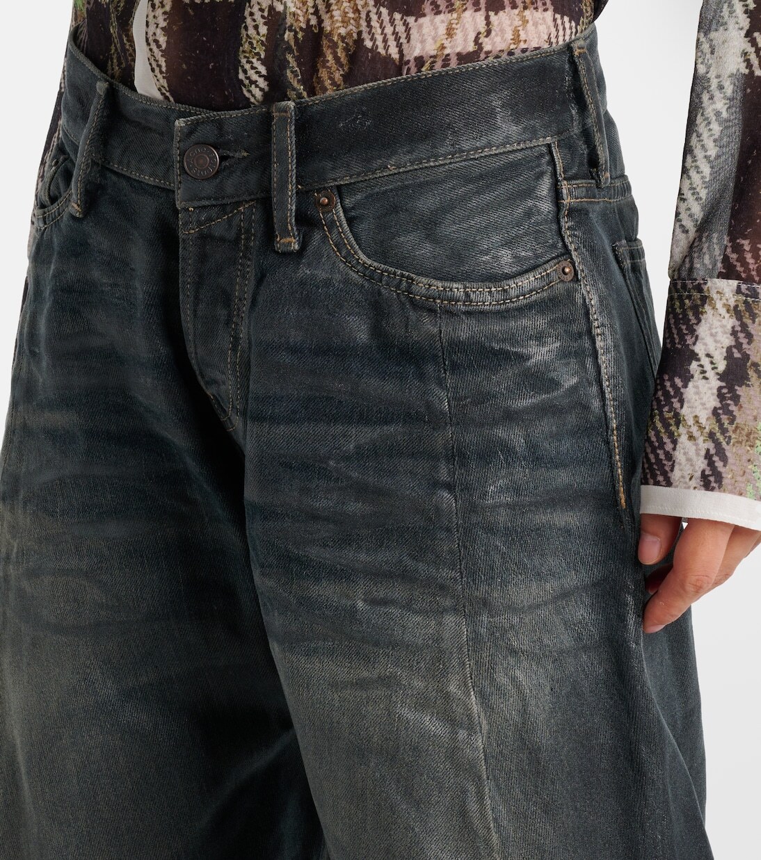 Джинсы с потертостями и широкими штанинами 2006F Acne Studios, черный — фото 4