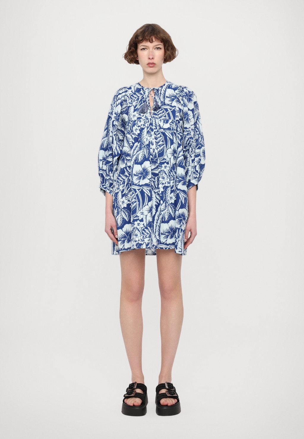 

Повседневное платье DAISY DRESS MILLE, синий