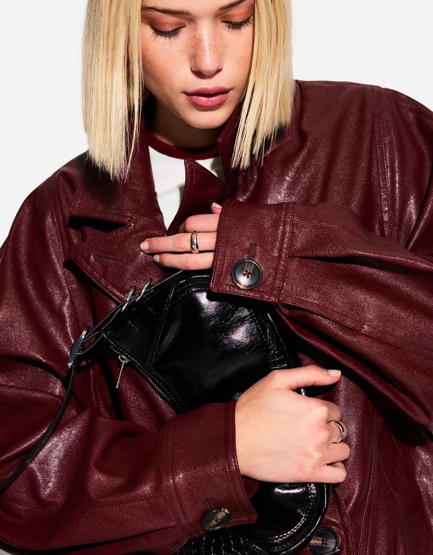 

Мини-Сумка из искусственной кожи Bershka, черный