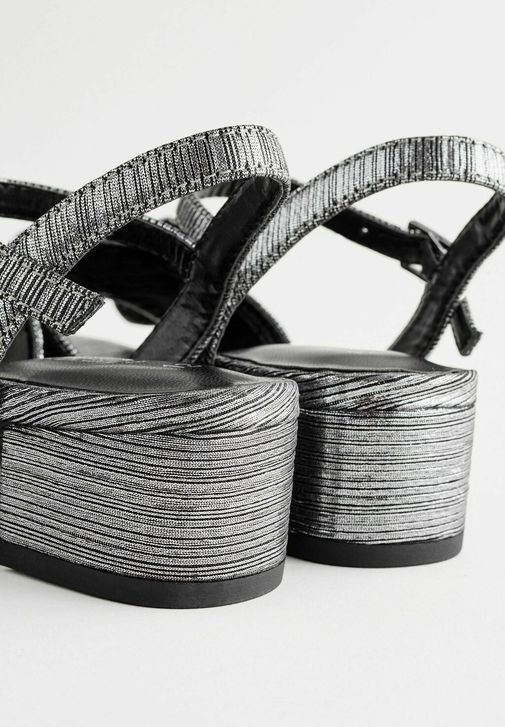 

Сандалии BOW REGULAR FIT Next, черный