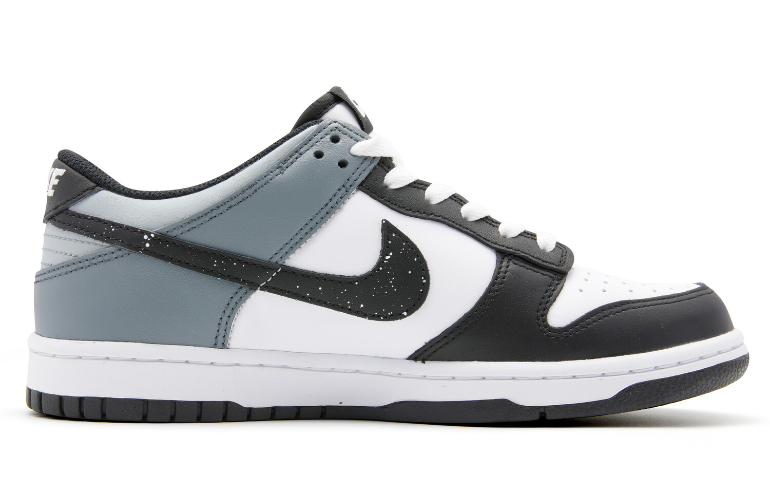 

Кроссовки Nike Dunk Skateboarding Shoes Women's Low-top Black/blue/white, цвет Customized