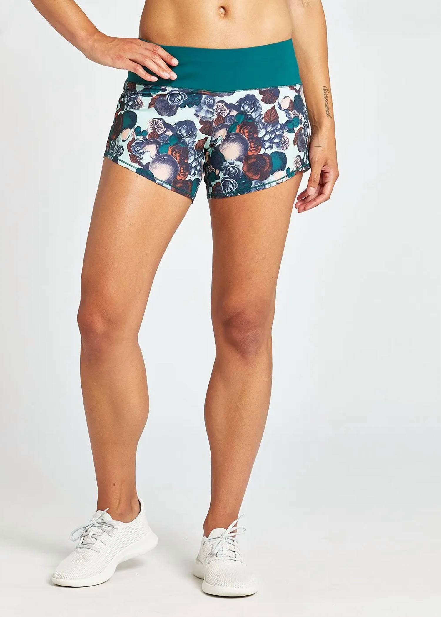 

Женские шорты Roga с растительным принтом Oiselle, цвет botanical print