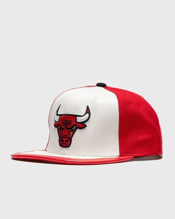 

Бейсболка Mitchell & Ness Nba Day One Snapback Chicago Bulls, цвет white / red