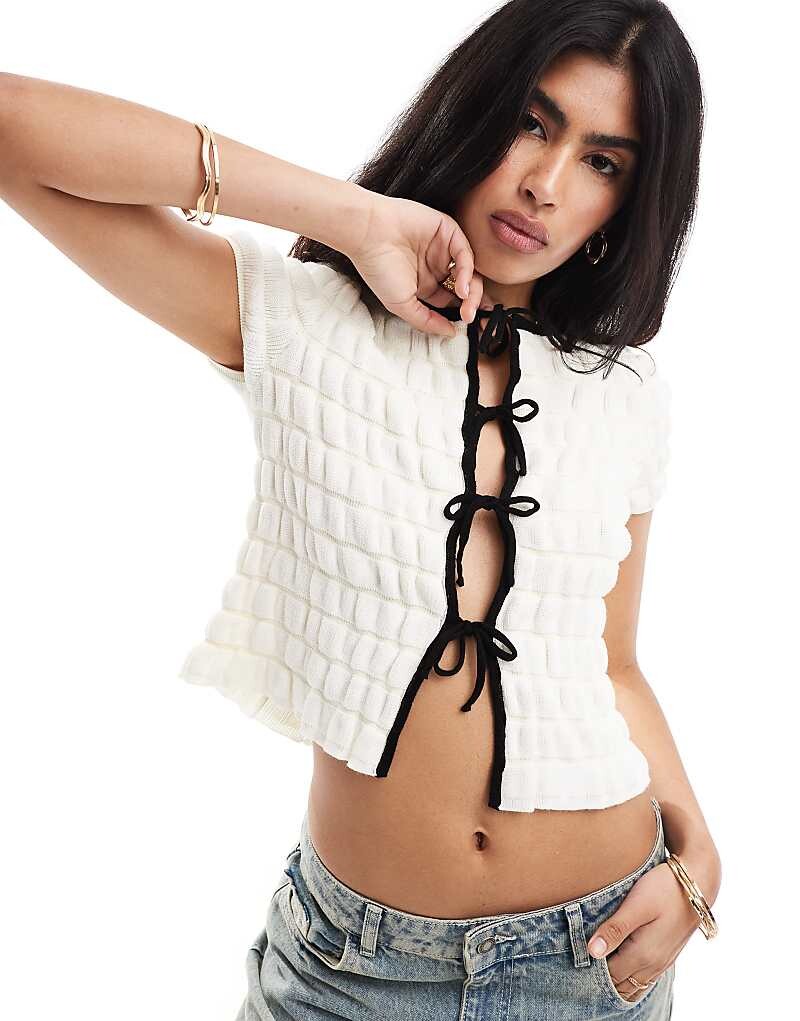 

ASOS Design – Черно-белый кардиган со сборками и бантами спереди