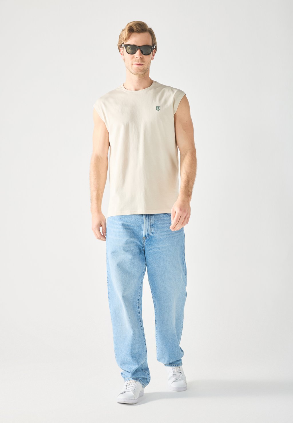 

Базовая футболка 2 PACK Pier One by Zalando, черный