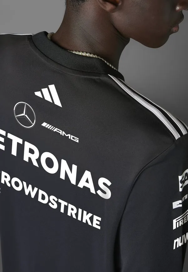 Мужская футболка с длинным рукавом mercedes amg petronas formula one team, пилот, черная. Adidas Originals, Black White — фото 3