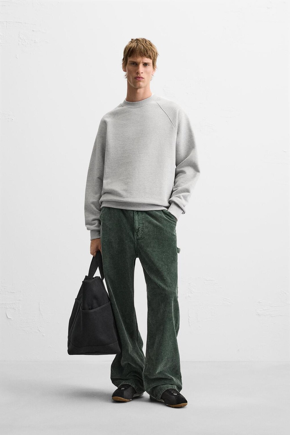 

Брюки плотницкие из вельвета ZARA, темно-зеленый бутылочный