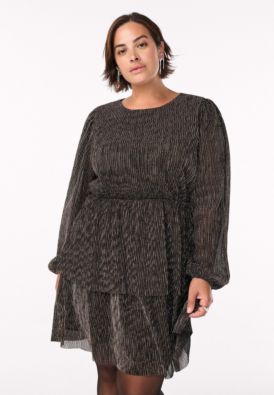 

Платье Zizzi KURZES MIT GLITZERSTREIFEN UND LANGEN ÄRMELN, Black Copper Lurex/Black