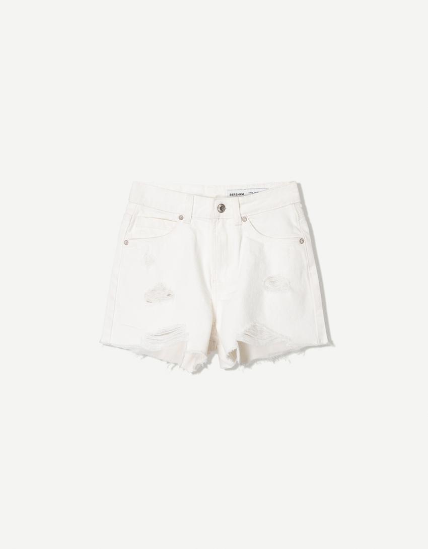 

Рваные джинсовые шорты Bershka, белый