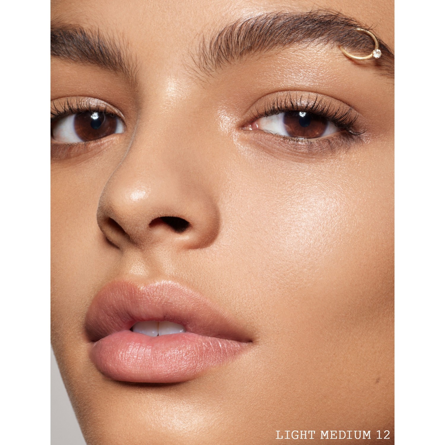 Тональный крем для лица sublime perfection concealer Pat Mcgrath Labs, 12 - light medium, объем 35 мл — фото 4