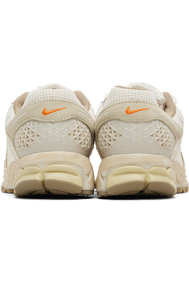 Nike Бежевые кроссовки Zoom Vomero 5 — фото 2