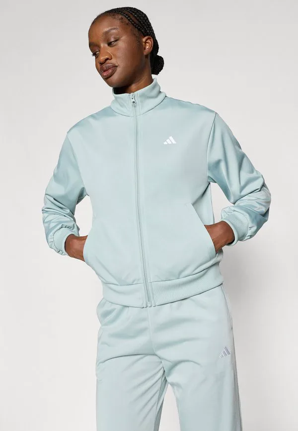 Уютный спортивный костюм Adidas Sportswear, Sage — фото 4