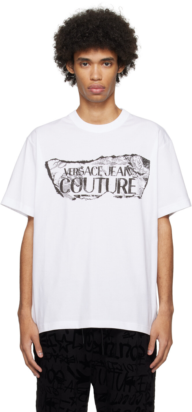

Белая футболка с журналом Versace Jeans Couture