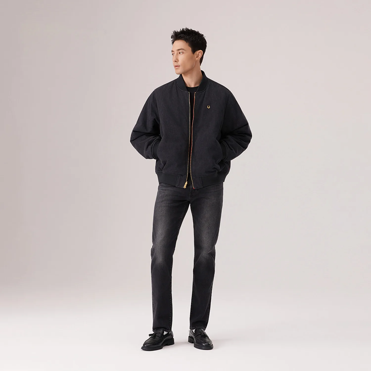 Levis Куртка Unisex Year Of The Horse Limited Collection, черно-красная, с бейсбольным воротником, двусторонняя — фото 4