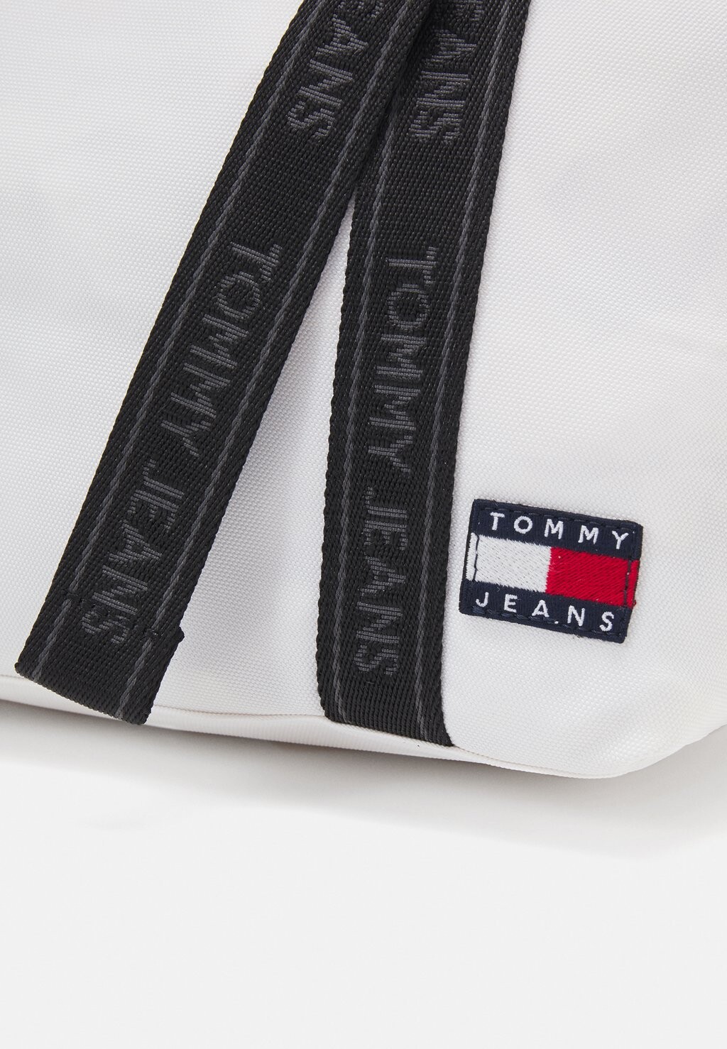 

Большая сумка DAILY MINI Tommy Hilfiger, белый