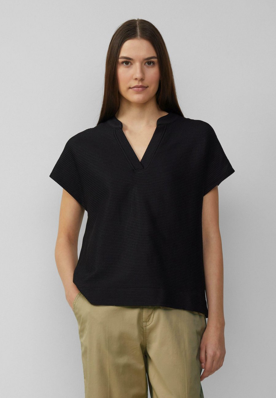 

Футболка s.Oliver WEICHES MIT STRUKTUR, Schwarz/Black, Черный, Футболка s.Oliver WEICHES MIT STRUKTUR, Schwarz/Black