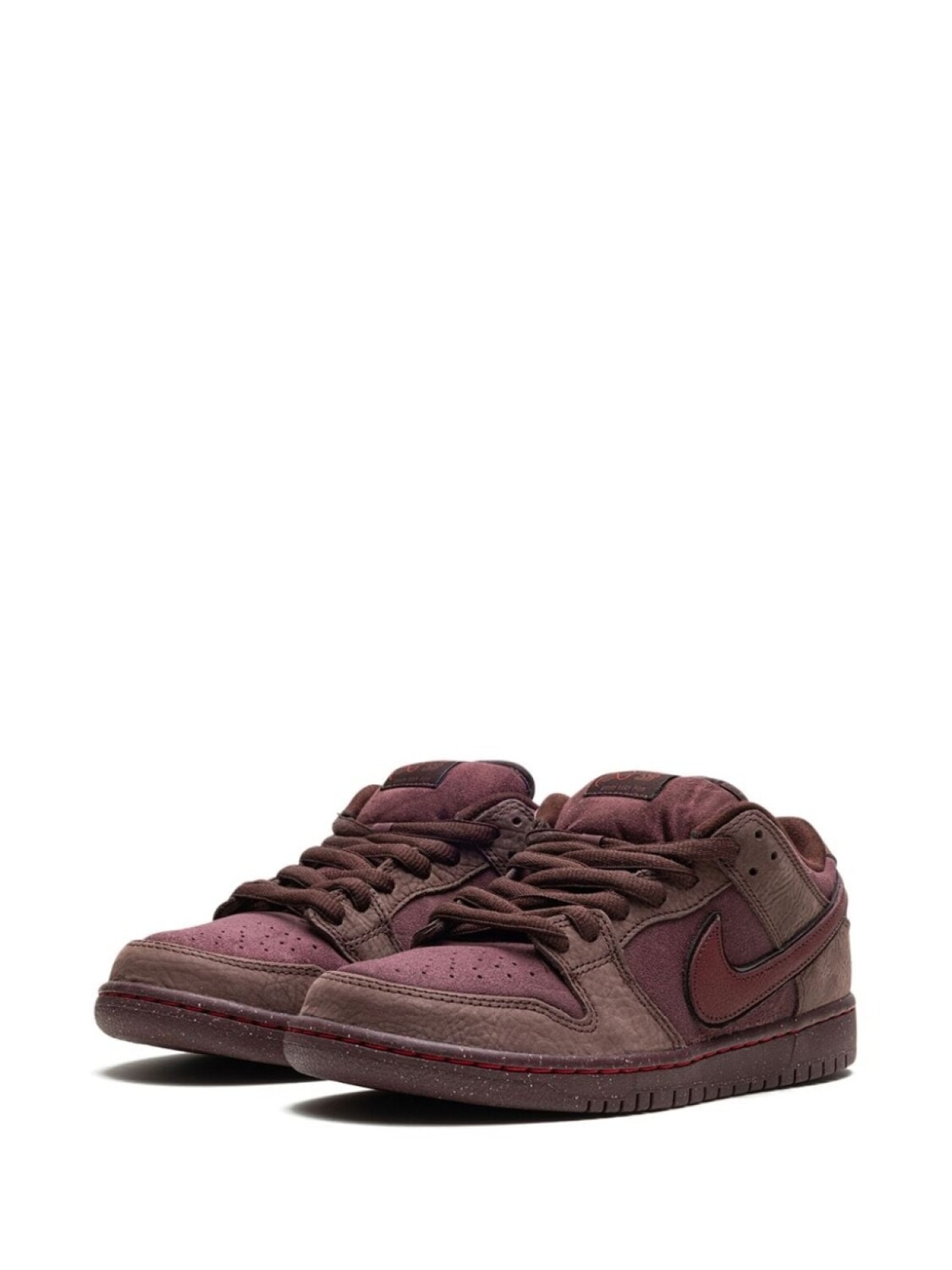 

Кроссовки SB Dunk Low City of Love Nike, красный