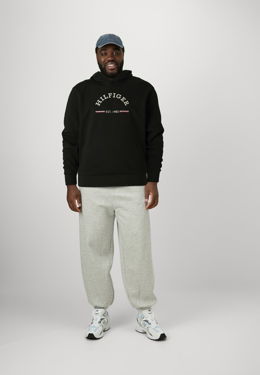 

Спортивный свитер ROUNDALL HOODY Tommy Hilfiger, черный