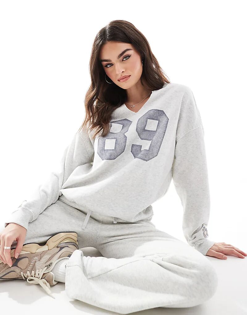 

Толстовка Hollister varsity с круглым вырезом серого цвета (часть комплекта)
