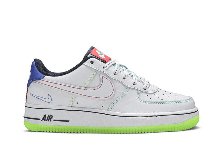 Кроссовки Nike Air Force 1 Low BG 'Outside the Lines', белый — фото 2