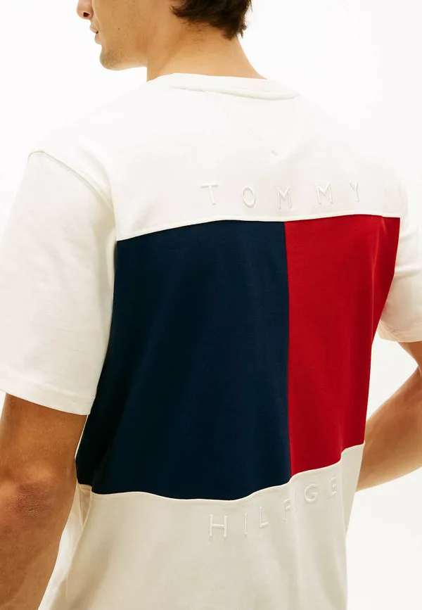Футболка с вышивкой флага и свободным принтом Tommy Hilfiger, Ivory Petal — фото 4