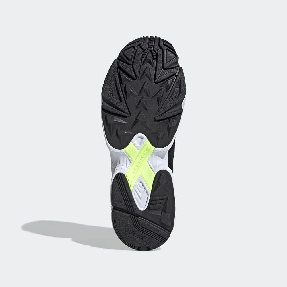 Мужские кроссовки для фитнеса Adidas Yung-1, черные, 40 2/3 EU — фото 4