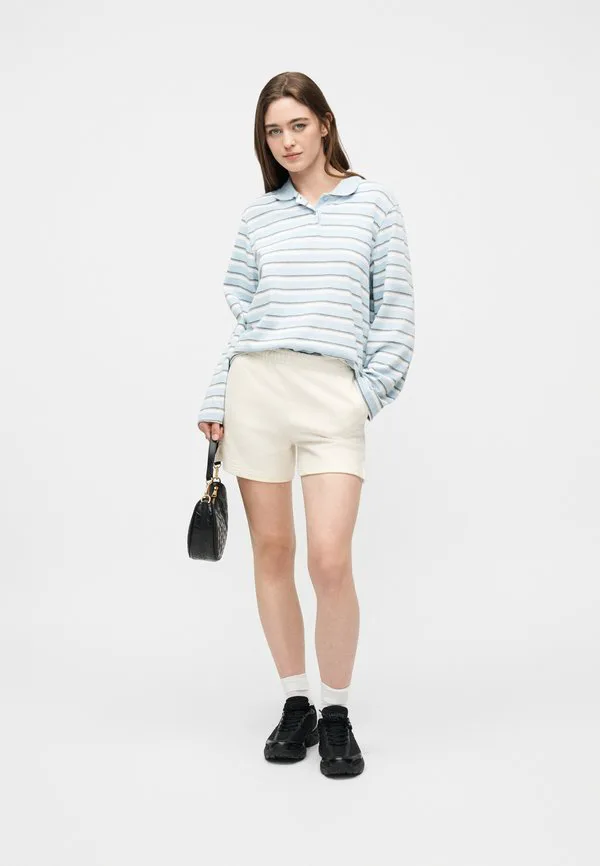 Флисовые короткие спортивные штаны Lacoste, Flour, однотонные, синие — фото 2