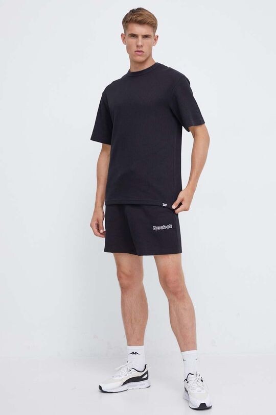 

Шорты Reebok, черный