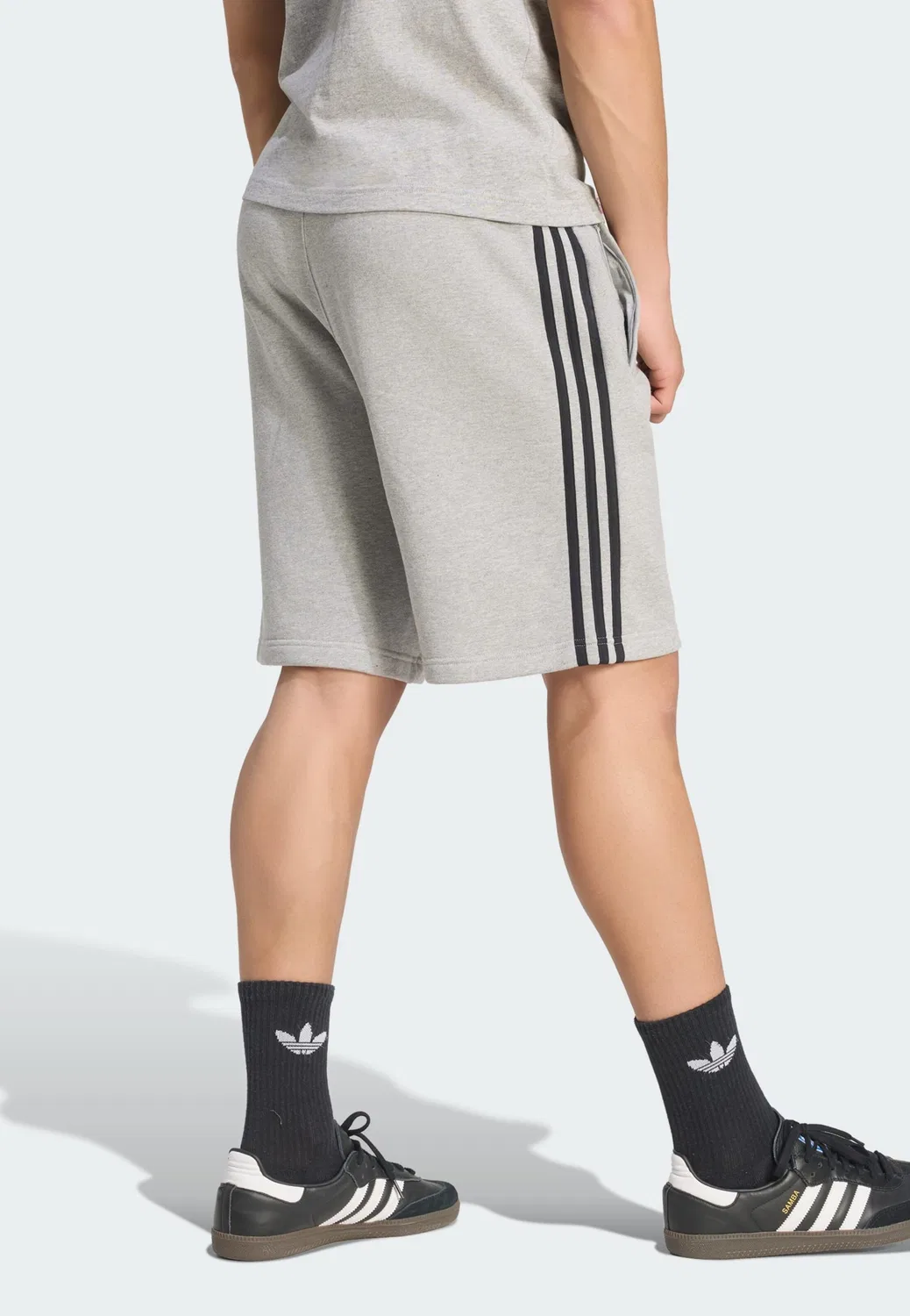 Шорты Adidas Originals Regular Pants 3-Stripes светло-серого цвета — фото 3