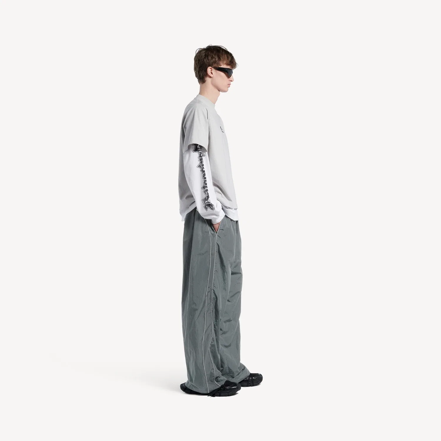 Мужские брюки-джоггеры Bodies цвета слоновой кости Balenciaga — фото 3